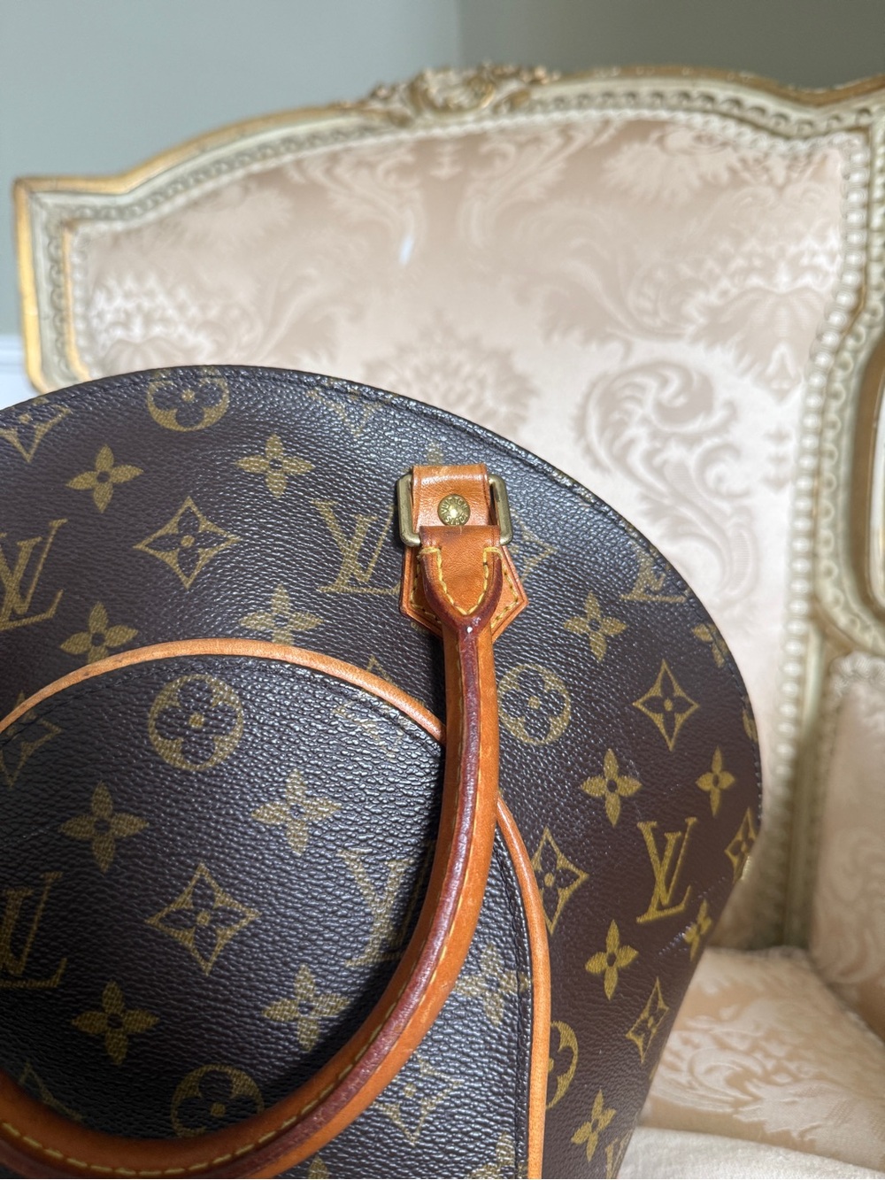 Louis Vuitton Brown Monogram Ellipse Bag - Picture 9 of 16